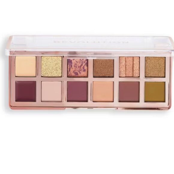 🦋 Makeup Revolution Icon Eyeshadow Palette The Eternal Icon Green New - Picture 1 of 7